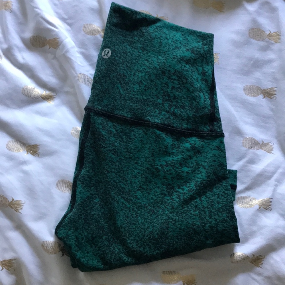Lululemons